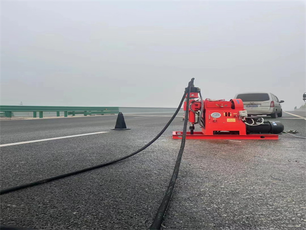 周至马路路基路面开裂下沉注浆加固灌浆